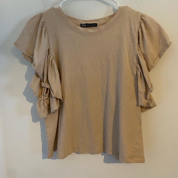 Zara Ruffle Top - Picture 2 of 5